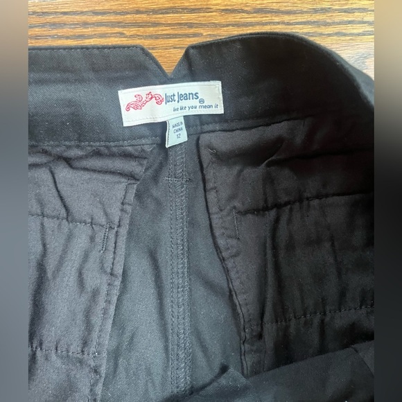 Just jeans vintage cuffed shorts with belt size 12 black 100% cotton NWT - Picture 3 of 6